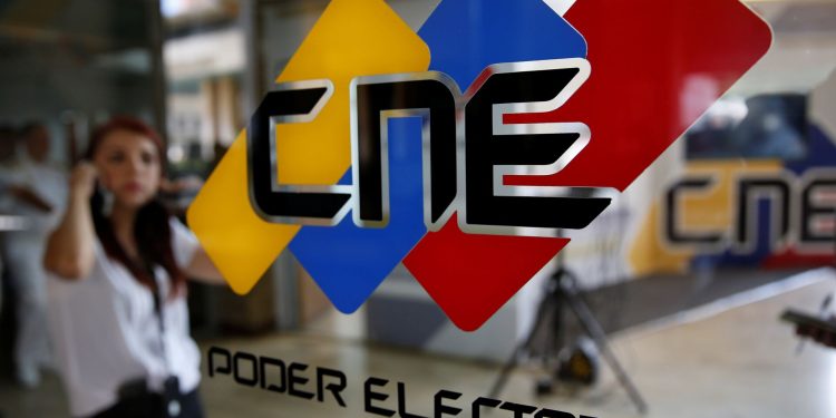 CNE y Comisión Nacional de Primaria instalarán equipo técnico conjunto