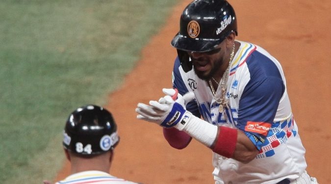 Serie del Caribe: Danry Vásquez hace historia en el Monumental de Caracas