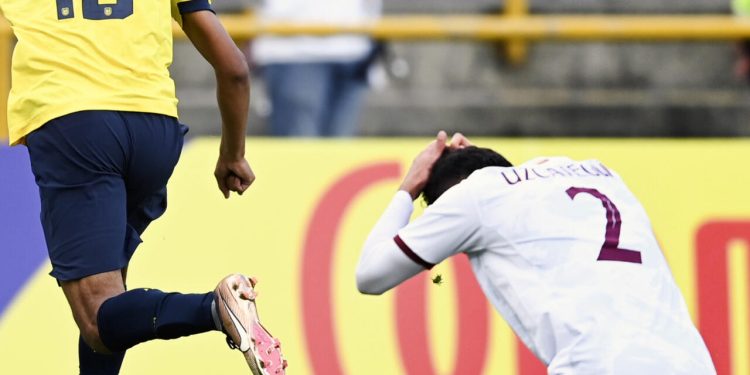 Ecuador le empata a Venezuela en el 91 y Colombia clasifica al Mundial