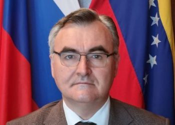 Embajador de Rusia en Venezuela recalcó que su país iniciaría ensayos nucleares si EEUU empieza primero