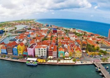 Venezuela saluda reapertura de fronteras con la isla de Curazao el próximo mes de abril