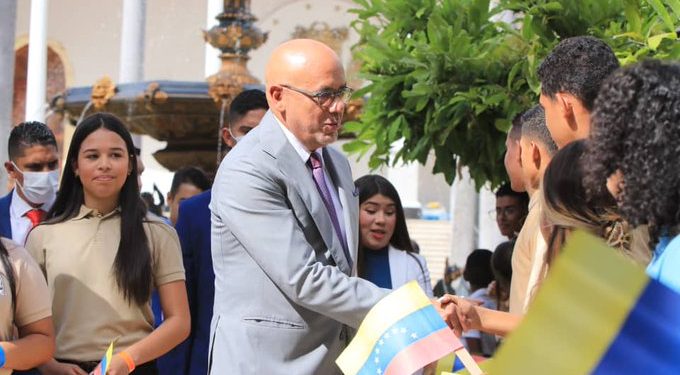 Parlamento aprueba por unanimidad proyecto de Ley de Participación Estudiantil en el Subsistema de Educación Básica