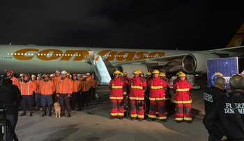 Venezuela envía más de 23 toneladas de alimentos, medicinas y 52 rescatistas a Turquía y Siria