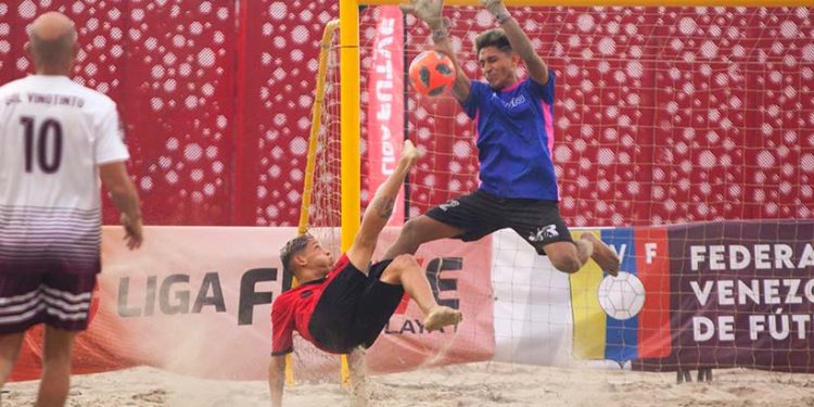 Inicia Torneo Clausura de fútbol de playa este 14 de febrero