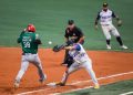 México blanqueó a Venezuela y quedó como único líder