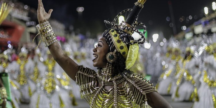 Primer carnaval pleno tras pandemia pondrá a bailar a 46 millones de personas en Brasil