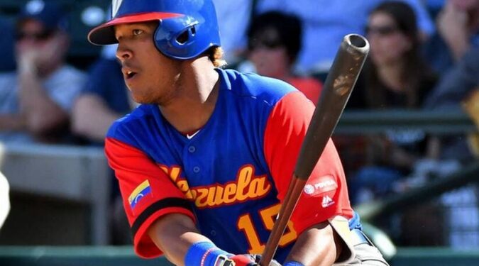 Salvador Pérez será el receptor por Venezuela frente a República Dominicana