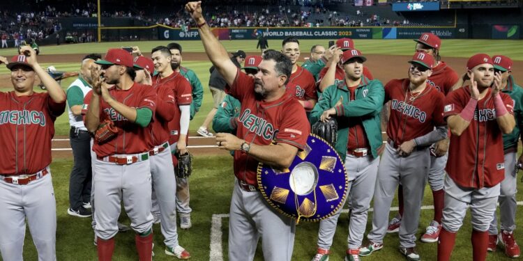 México avanzó por primera vez a semifinales