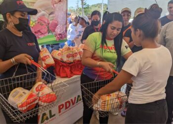 Realizan Feria del Campo Soberano en Guaca