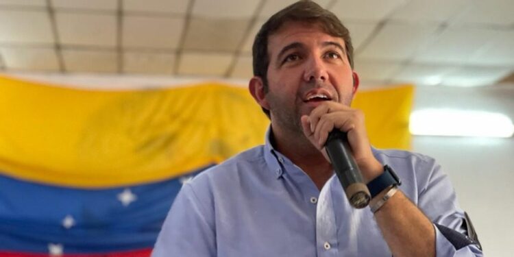 Carlos Prosperi presentó sus propuestas ante las primarias presidenciales