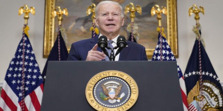 Biden usa veto por primera vez, contra proyecto de ley de republicanos