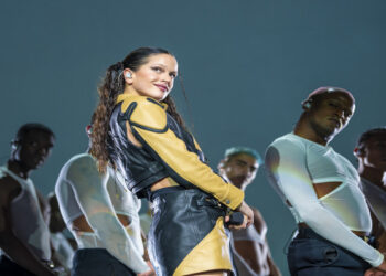 Rosalía triunfa en Lollapalooza Chile en el aniversario de su disco Motomami