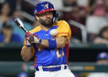 Confirman la fractura de José Altuve y se pierde el inicio de Grandes Ligas