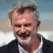 El actor Sam Neill, de la saga «Parque Jurásico», anuncia que padece cáncer