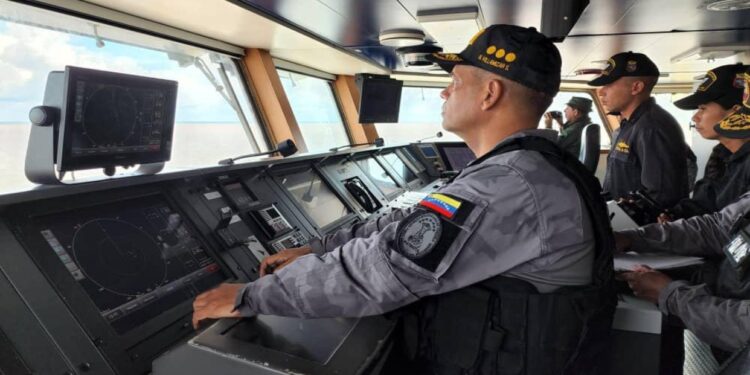 FANB incautó un submarino usado para transportar droga