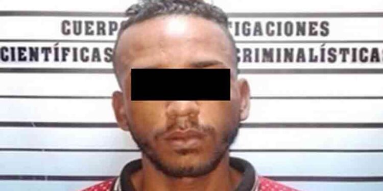 Capturado hombre que mantenía azotados a transeúntes de la Av. Andrés Bello en Caracas