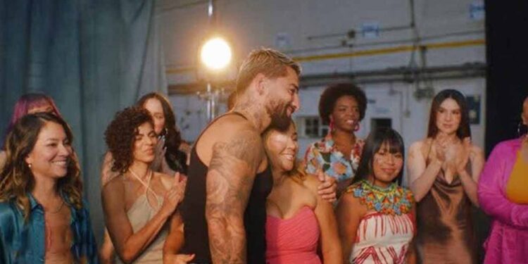 Maluma enaltece la valentía de mujeres diversas en el video “La Reina”