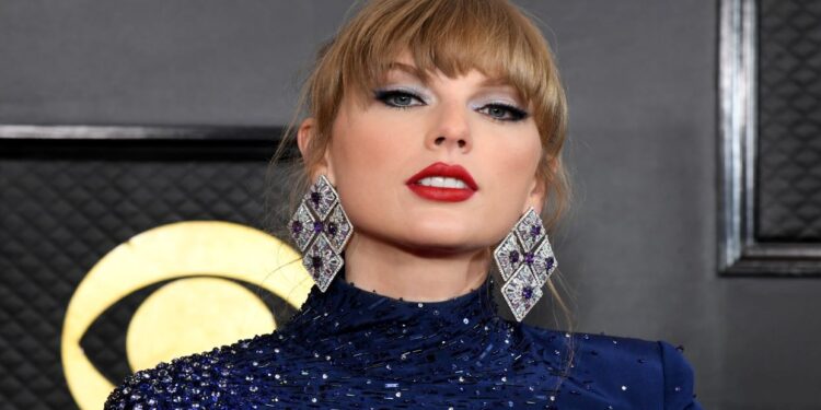 Taylor Swift celebra su gira con el estreno de cuatro canciones