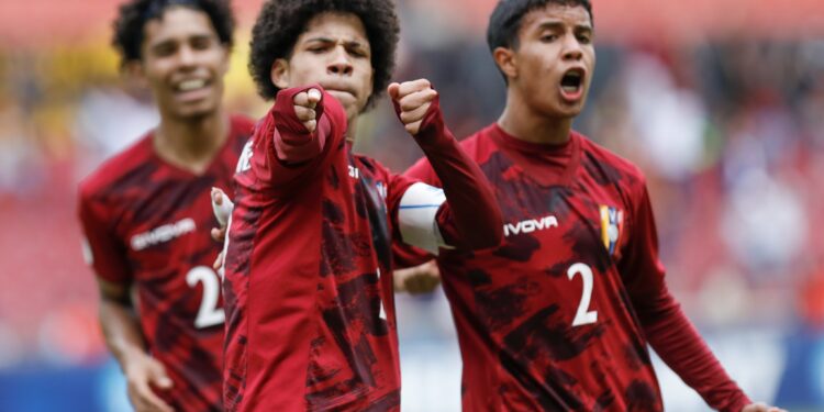 Venezuela se clasifica por segunda vez a un Mundial sub’17 al ganar 2-0 a Paraguay