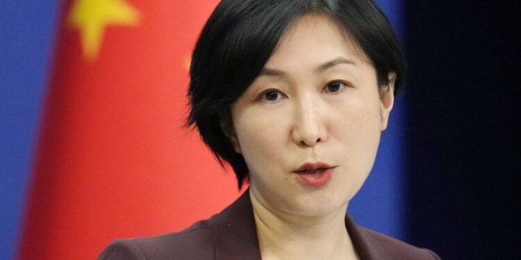Pekín: «La OTAN no está en posición de criticar o presionarnos respecto a Ucrania»