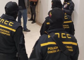 Autoridades detienen a personas vinculadas a hechos de corrupción en Cartones de Venezuela y CVG