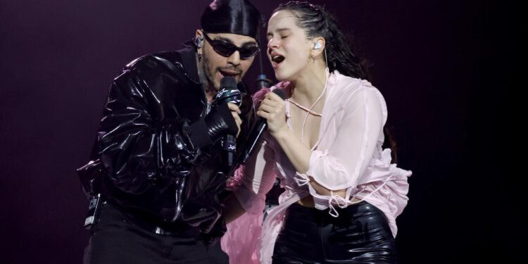 Rosalía arrasa en Coachella con Rauw Alejandro como invitado y un «cover» sorpresa de Enrique Iglesias