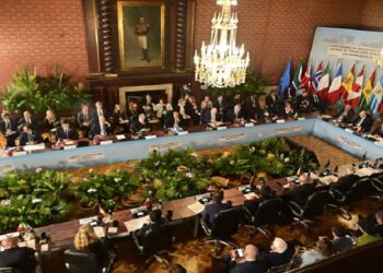 Venezuela «toma nota» de Conferencia en Bogotá y reitera solicitud de levantamiento total de sanciones