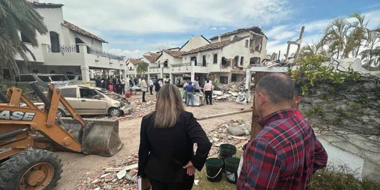 Designan a tres fiscales para investigar explosión en Lechería