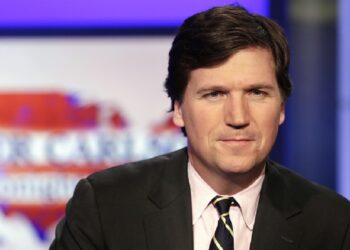 «Tienen muerte cerebral»: Tucker Carlson arremete contra la política estadounidense
