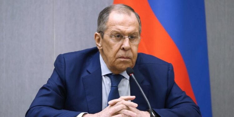 Lavrov: Occidente chantajea a los aliados de Rusia para que socaven sus relaciones con Moscú