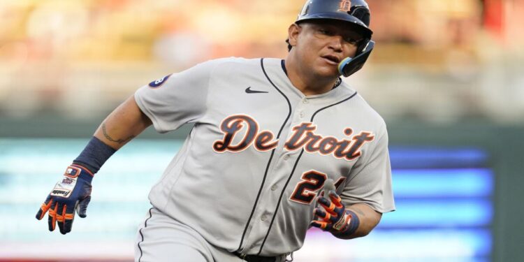 Venezolano Miguel Cabrera conectó su hit 3.093 de por vida en las Grandes Ligas