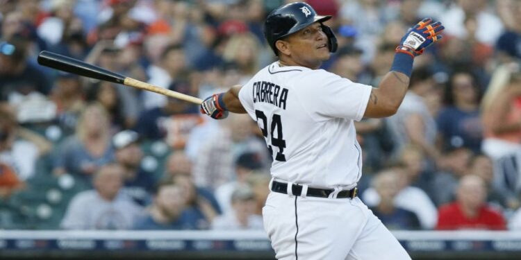 Miguel Cabrera conecta su hit 3.090 y supera a Suzuki