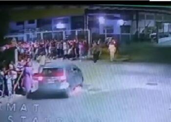 Valencia: Conductor atropelló a fieles durante una procesión del Nazareno