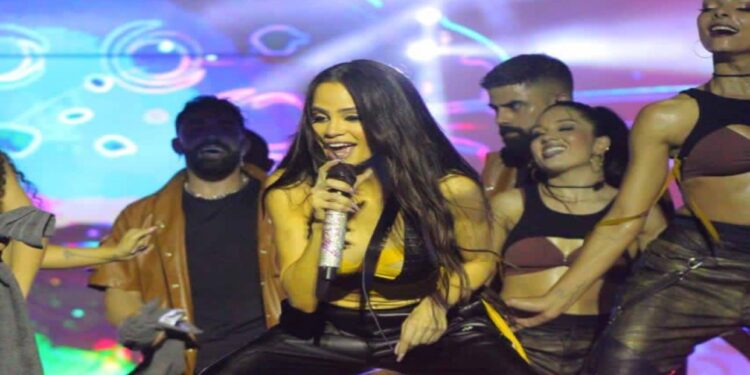 Natti Natasha puso a vibrar a Puerto Cabello en el Dracu Fest 2023