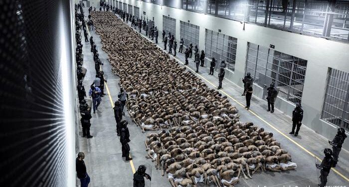 El Salvador supera los 68.000 detenidos durante el régimen de excepción