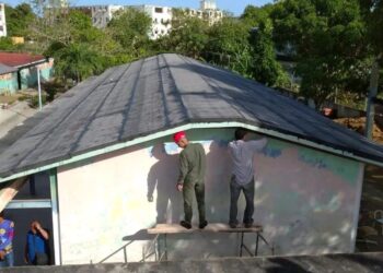 Bricomiles remozan 28 instituciones educativas en el estado Sucre