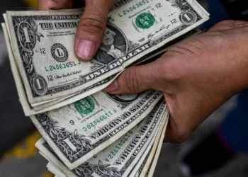 La economía de Venezuela hundida y estancada y el petróleo no mejorará nada este año