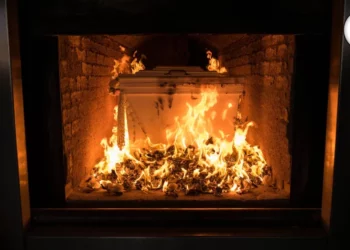 Un hombre que murió por cáncer fue incinerado y nadie se percató que era radiactivo