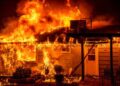 Al menos 100 muertos en un incendio durante una boda en Irak