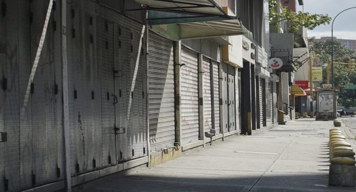 Sector comercial de Carúpano preocupado por el cierre de 185 negocios