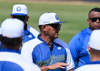 Magallanes arrancó su pretemporada en Valencia