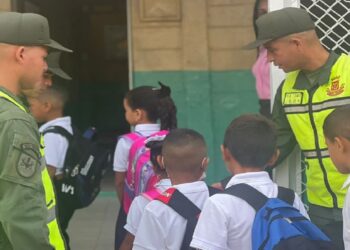 Gobierno nacional se despliega en el país por regreso a clases