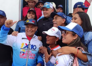 Más de mil 400 habitantes de Benítez, Libertador y Cajigal en Sucre beneficiados por el 1×10 del Buen Gobierno