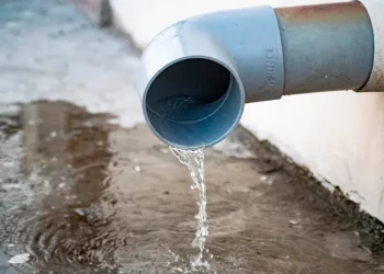 En la población de El Charal en Sucre carecen de agua por tuberías