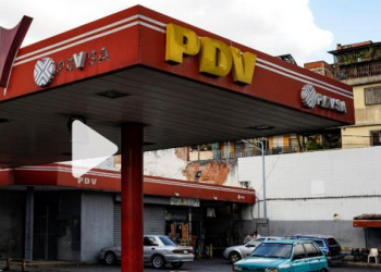 Ante el próximo vencimiento de la Licencia 44, EE.UU. reinstaura sanciones contra Venezuela