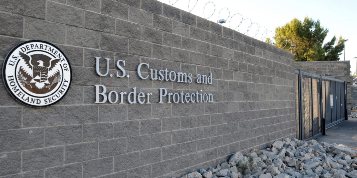 Estados Unidos revocó unos 100.000 visados en 2025, más del doble que el año anterior